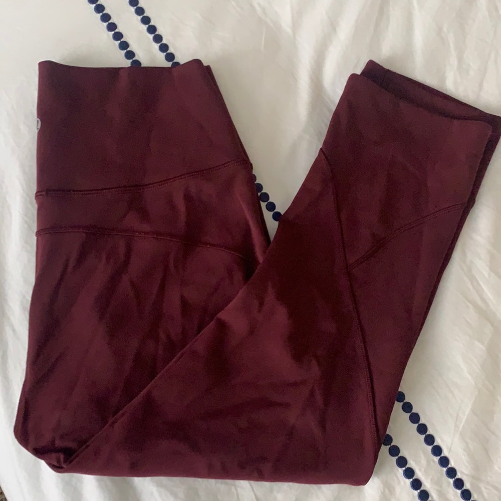 lululemon in movement crop